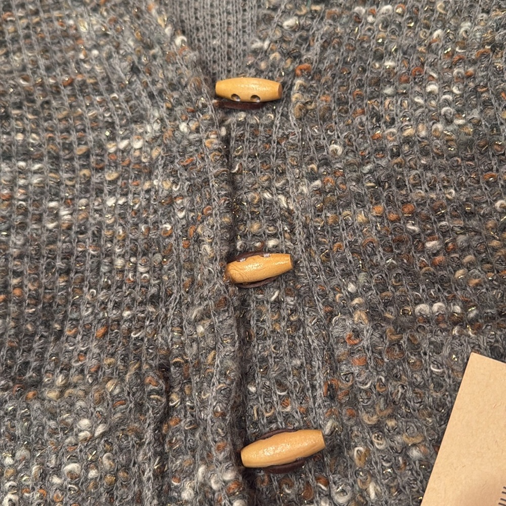 Chaboukie baby girls sweater wood button detail 12-18 months - Picture 2 of 6